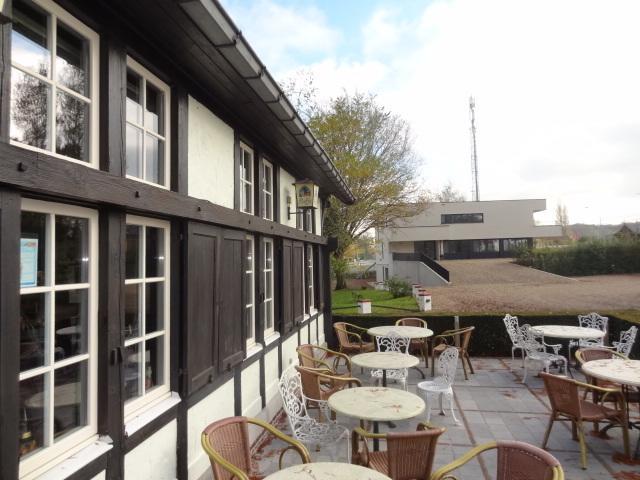Hotel Kasteelhof 'T Hooghe Ieper Bagian luar foto
